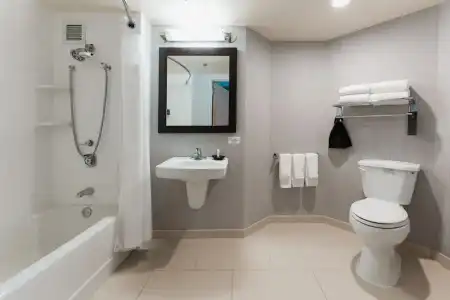 Courtyard by Marriott Los Angeles LAX/Century Boulevard - 47