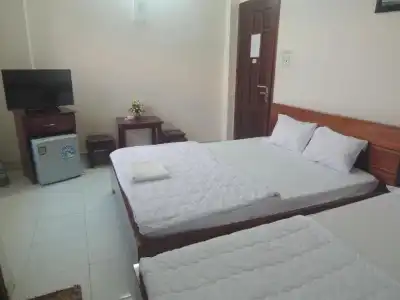 Nga Nguyen - 8