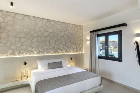 Onyx & Suites - 107