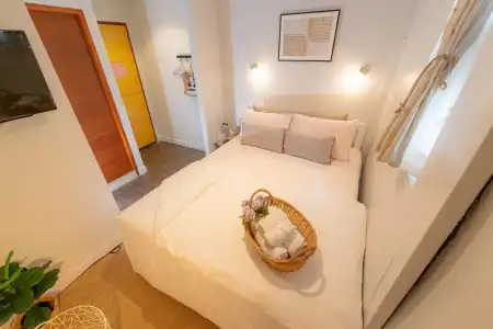 Oon Poshtel - 16