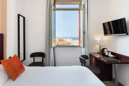 Best Western des Orangers - 157