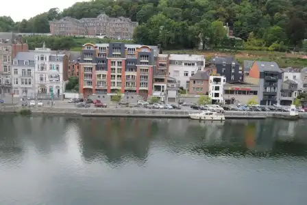 L'Inattendu sur la Croisette Dinant Centre - 77