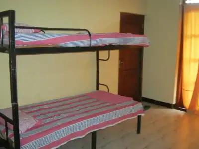 Aurora - Negombo Budget Hostel - 4