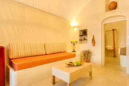 Pasithea Luxury Suites - 40