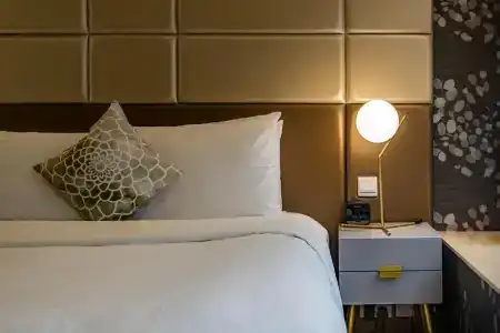 The Mercer - 42