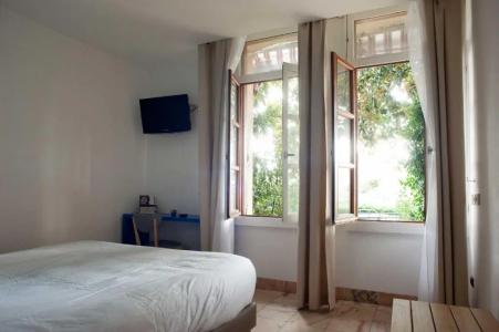 Hôtel le Dauphin - 33