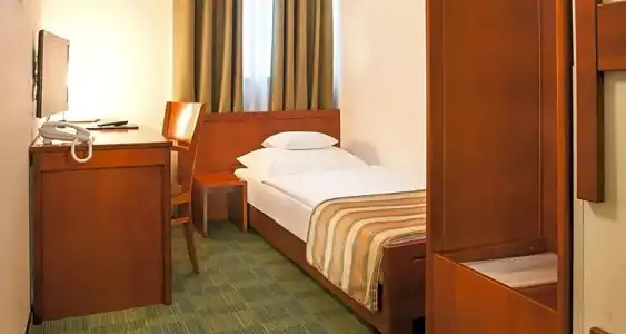 Best Western Airport Stella - 86