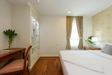 Sabai Sathorn - 32