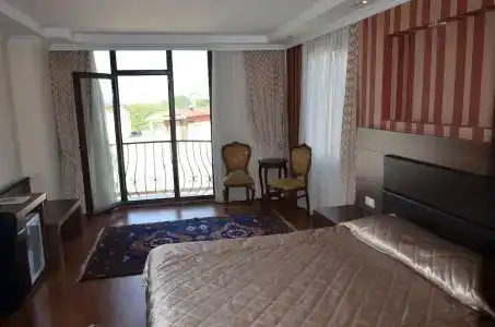 The Istanbul - 16