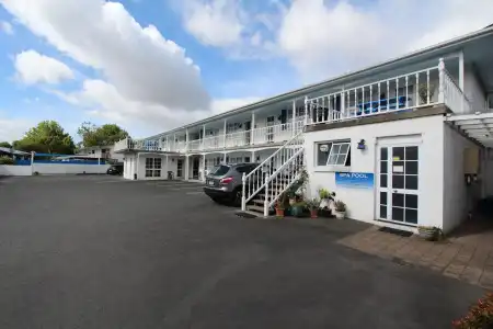 Boundary Court Motor Inn - 0