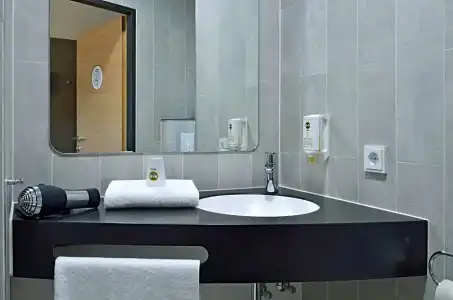 B&B Frankfurt-West - 21