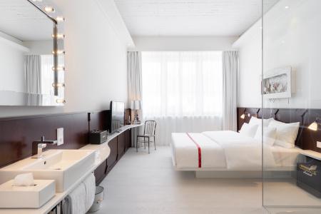 Ruby Leni Dusseldorf by IHG - 41