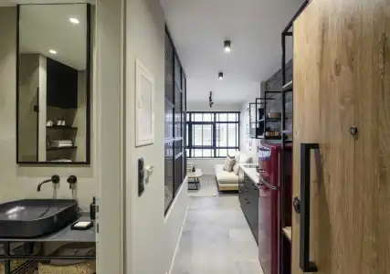 Olvios Luxury Suites & Lofts - 94