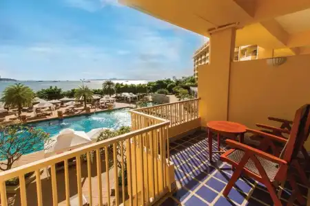 Dusit Thani - SHA Extra Plus - 20
