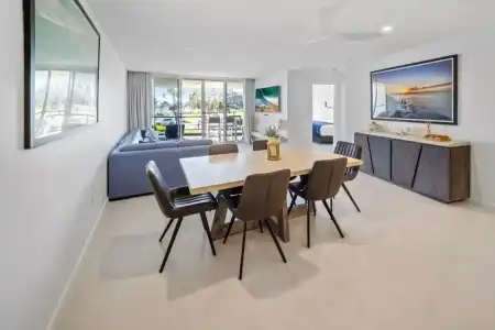 Bay Royal Apartments - 77