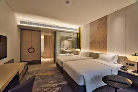 EQ Kuala Lumpur - 4