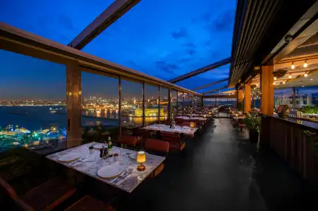 DoubleTree By Hilton Istanbul Moda - 35