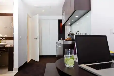 GOODMAN'S LIVING GmbH - 0