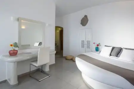 Pegasus Suites & Spa - 1
