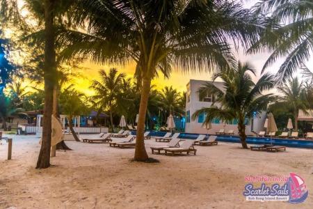 Scarlet Sails Resort - 5