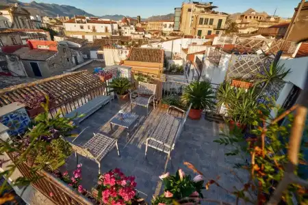 La Terrazza Sul Centro - 24