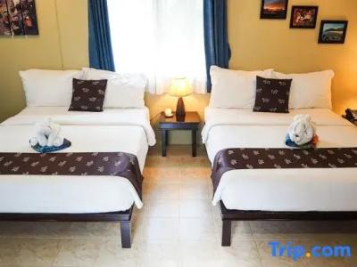 Lanta Castaway Beach Resort - 96