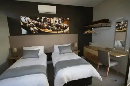 The Elegant Guesthouse - 46