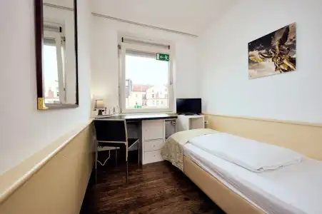 The 4You Hostel & - 27