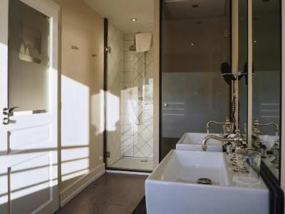 Le Beau Rivage - 38