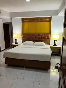Mall Suites - 397