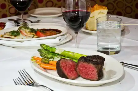 DoubleTree by Hilton Spokane City Center - 12