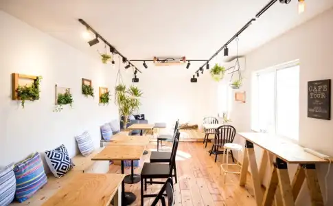 IZA Enoshima Guesthouse&Bar - Hostel - 19