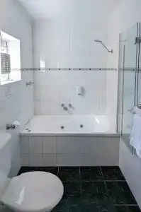 Arkana Motor Inn & Terrace Apartments - 51