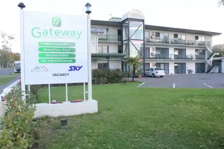 Gateway International Motel - 0