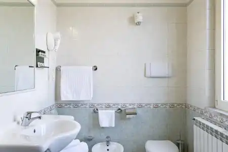 B&B - 47