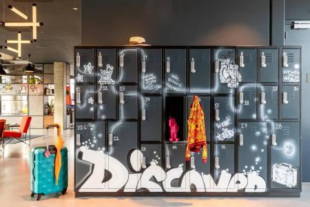 Moxy Utrecht - 16