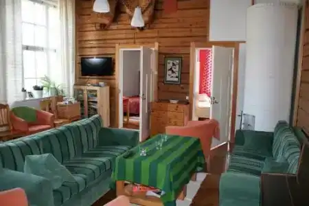 Majatalo Pihlajapuu - 1