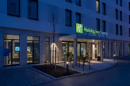 Holiday Inn Express Munich North by IHG - 18