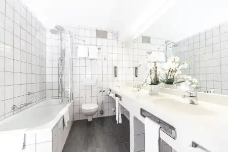 Plaza Inn Grevenbroich - 56