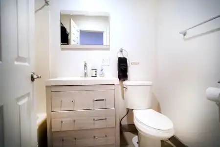 Anaheim Executive Inn & Suites - 128