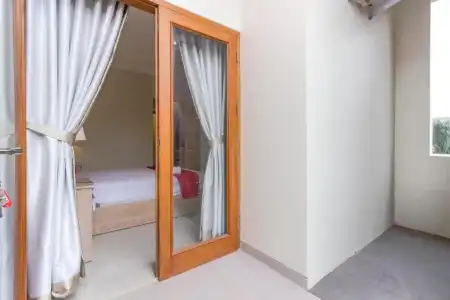 RedDoorz Premium near Ragunan Zoo 2 - 32