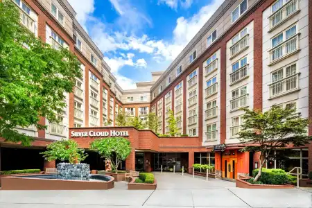 Silver Cloud Broadway - 15