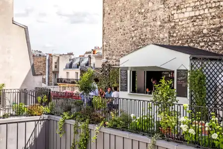 Des Grands Boulevards - 12