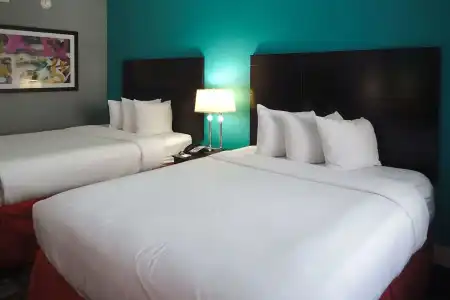 Clarion Inn Atlantic City - Beach and Boardwalk - 5