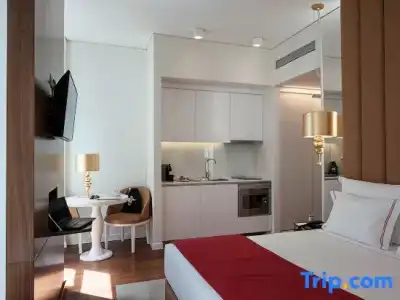 The 7, Suites, Studios & Apartments - 82