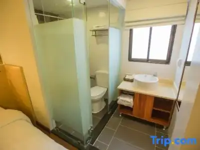 Chiang Roi 7 Days Inn - 109