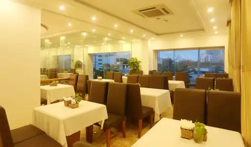 Royal Family Da Nang - 30