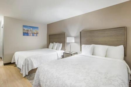 Red Roof Inn PLUS+ & Suites Savannah - I-95 - 41