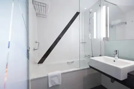 Holiday Inn BERN-WESTSIDE by IHG - 7