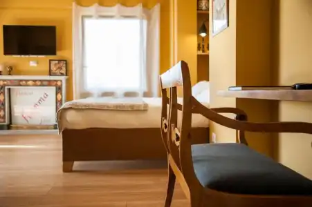 Rarity Suites - 175